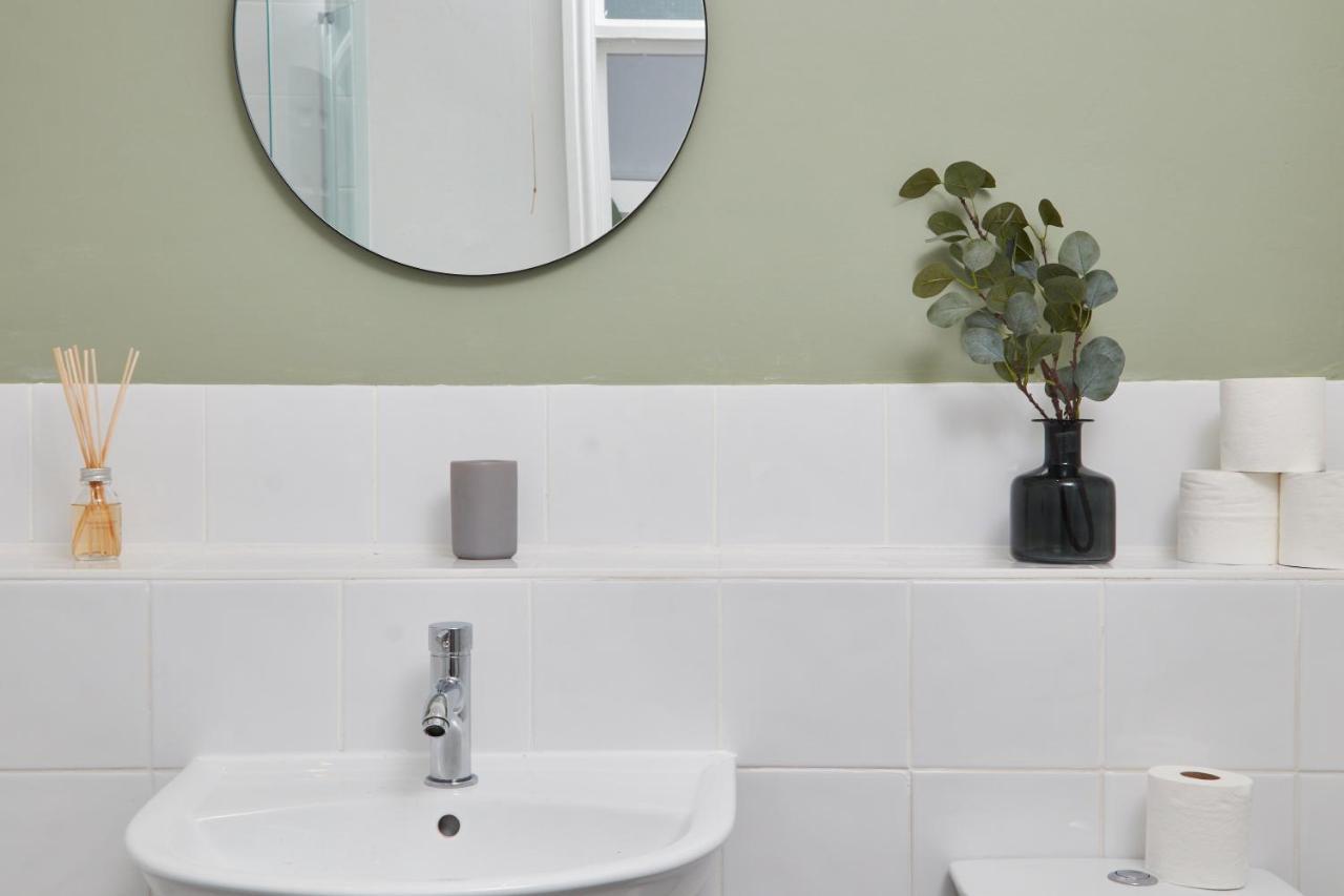 Wonderful Apartment In Bath With Garden - Sleeps 8 외부 사진